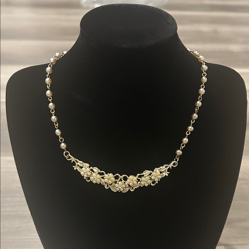 Vintage 1950s Coro Faux Pearl Choker Necklace | Gold Tone Hook Clasp